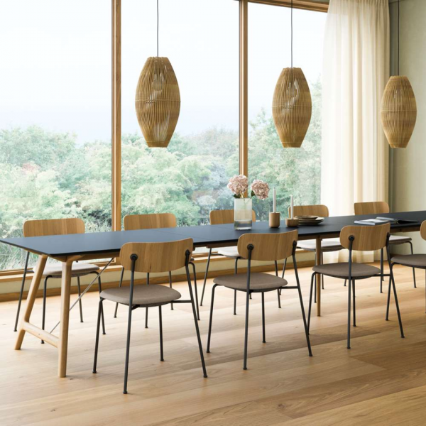 Laminate flooring Karsten – water-resistant planks with a refined wood-look texture in neutral tones, perfect for modern and versatile interior designs
