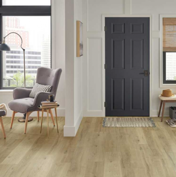 Laminate flooring Lincoln from Capital Collection – water-resistant, wood-look planks with a classic finish for modern living and working spaces